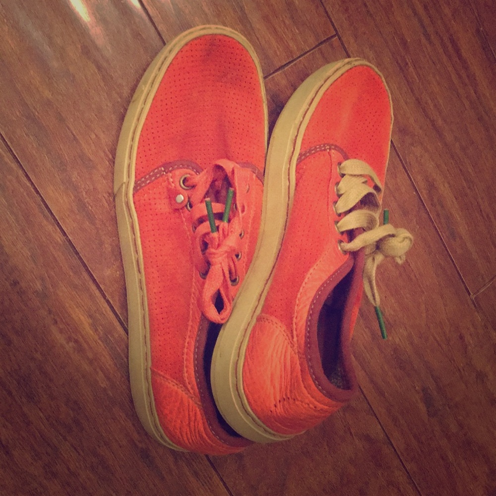 red shoes